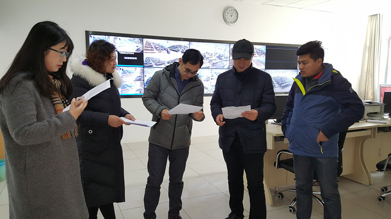 2018-2-26-新学期课堂一派生机盎然-同人漫画
开学查课纪实 (3)_副本.jpg